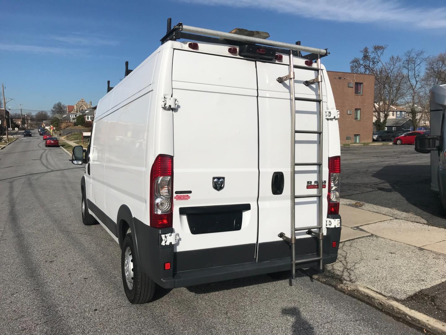 2015 White /Gray RAM Promaster 2500 (3C6TRVDG5FE) with an 3.6 V6 engine, Automatic transmission, located at 577 Chester Pike, Prospect Park, PA, 19076, (610) 237-1015, 39.886154, -75.302338 - Photo#6